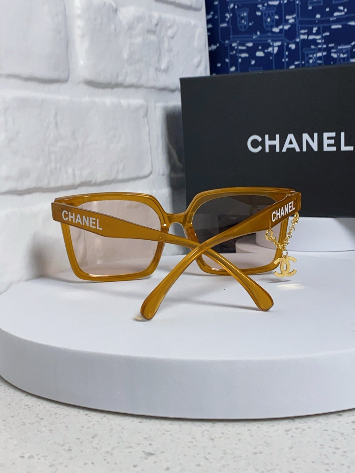 CHANEL SQUARE SUNGLASSES 641806 IN DARK YELLOW ACETATE