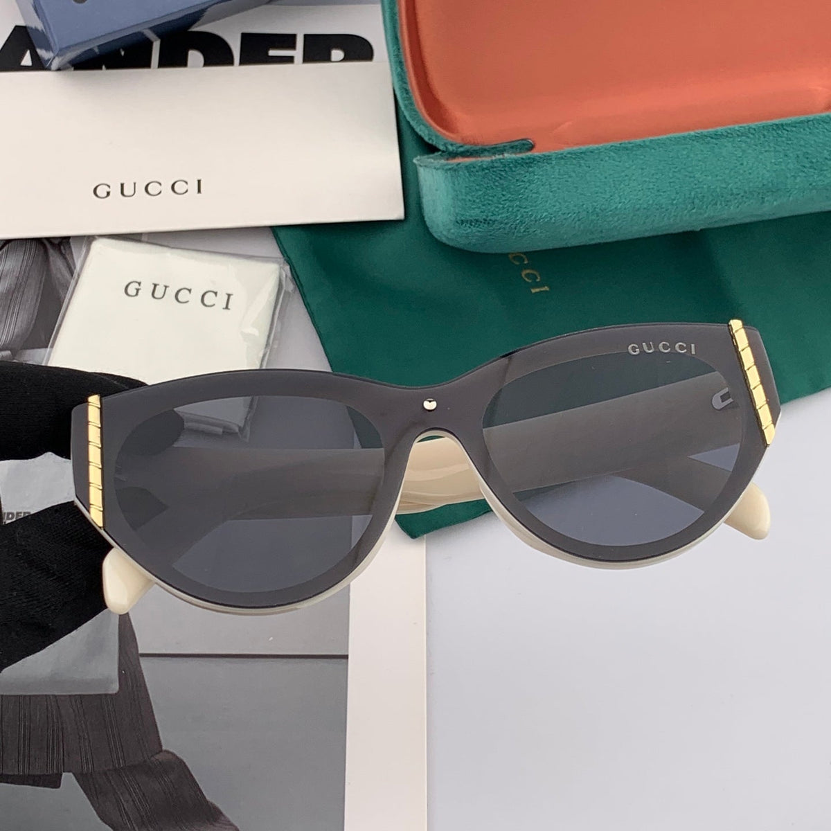 CAT-EYE FRAME SUNGLASSES G82036 IN ACETATE