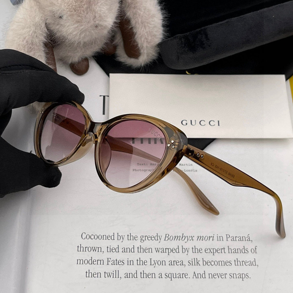 CAT-EYE FRAME SUNGLASSES G6581 IN ACETATE