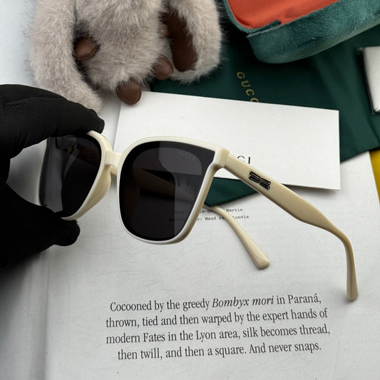BUTTERFLY FRAME SUNGLASSES G550 IN ACETATE