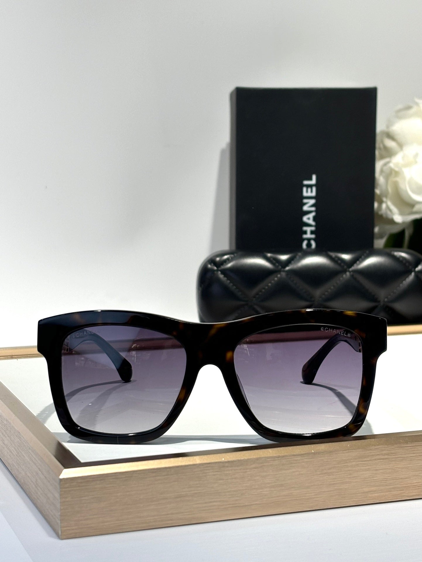 CHANEL SQUARE SUNGLASSES CH5533 IN ACETATE