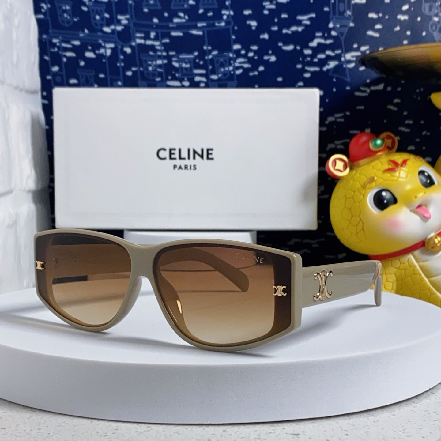 CELINE TRIOMPHE SUNGLASS 533218 IN IVORY ACETATE CAMEL LENSES