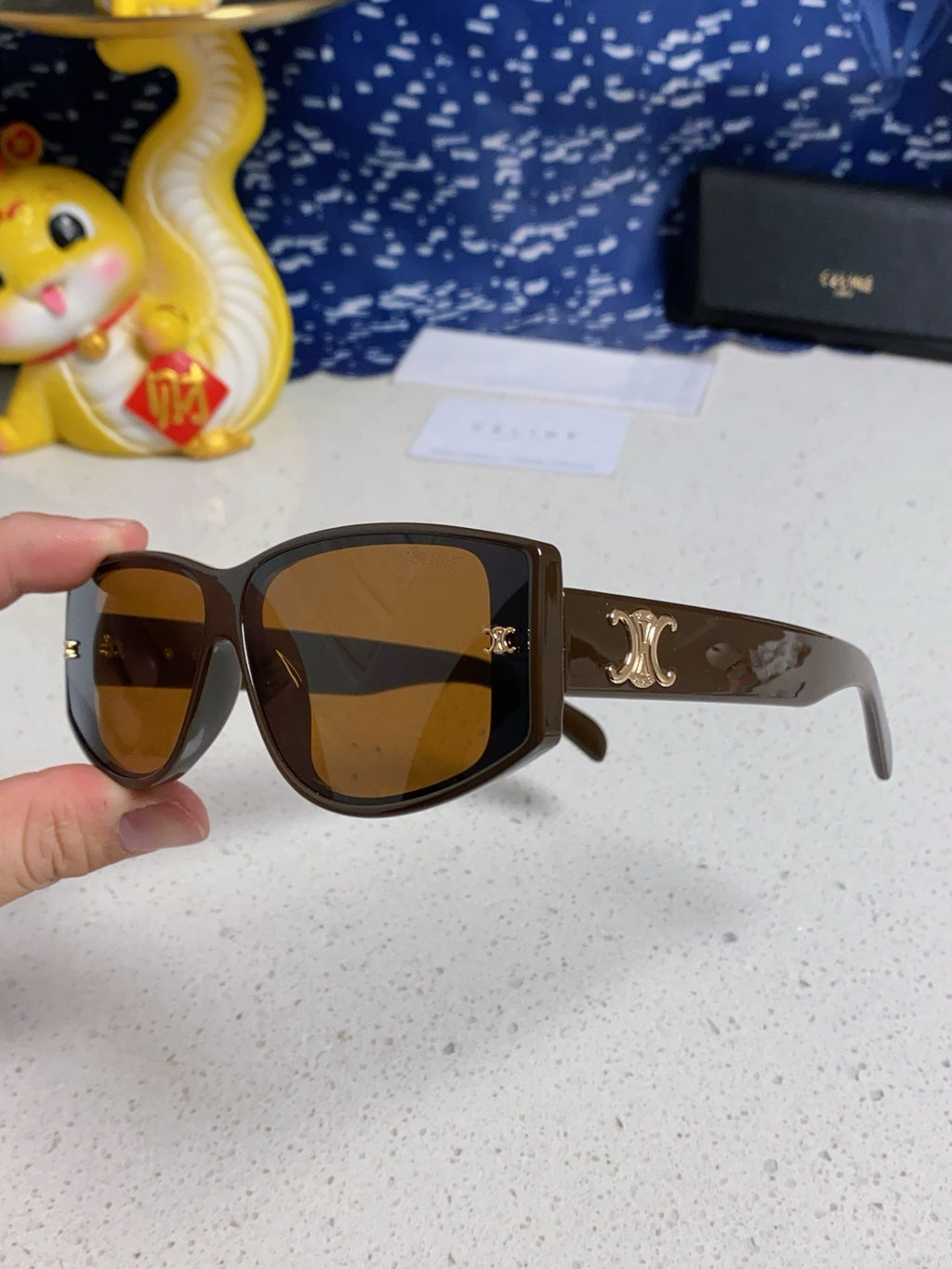 CELINE TRIOMPHE SUNGLASS 533219 IN CARAMEL ACETATE