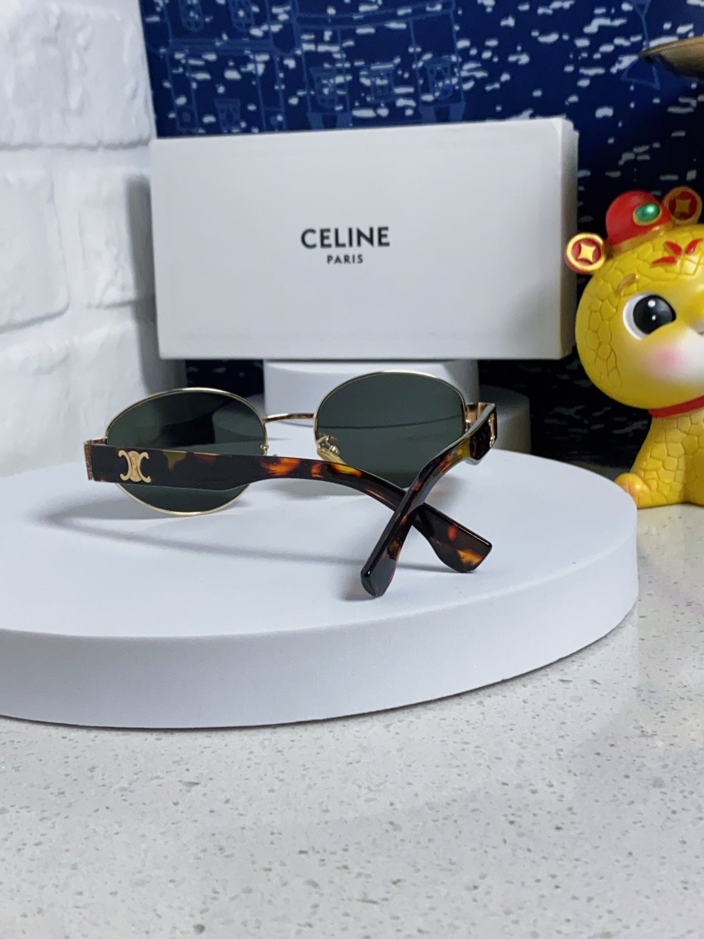 CELINE TRIOMPHE SUNGLASS 538531 IN HAVANA ACETATE BLACK LENSES