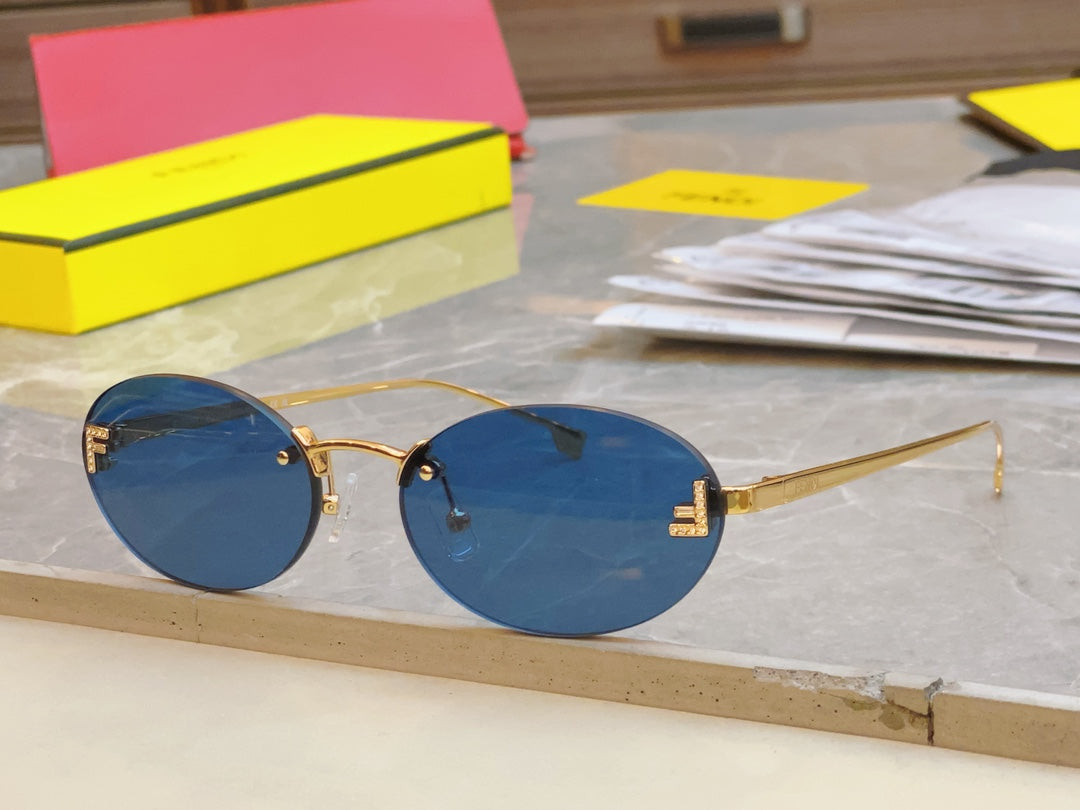 FIRST CRYSTAL OVAL FRAME SUNGLASSES FE4075US IN METAL